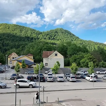 In Tacen With 2 Parking Lots * ليوبليانا